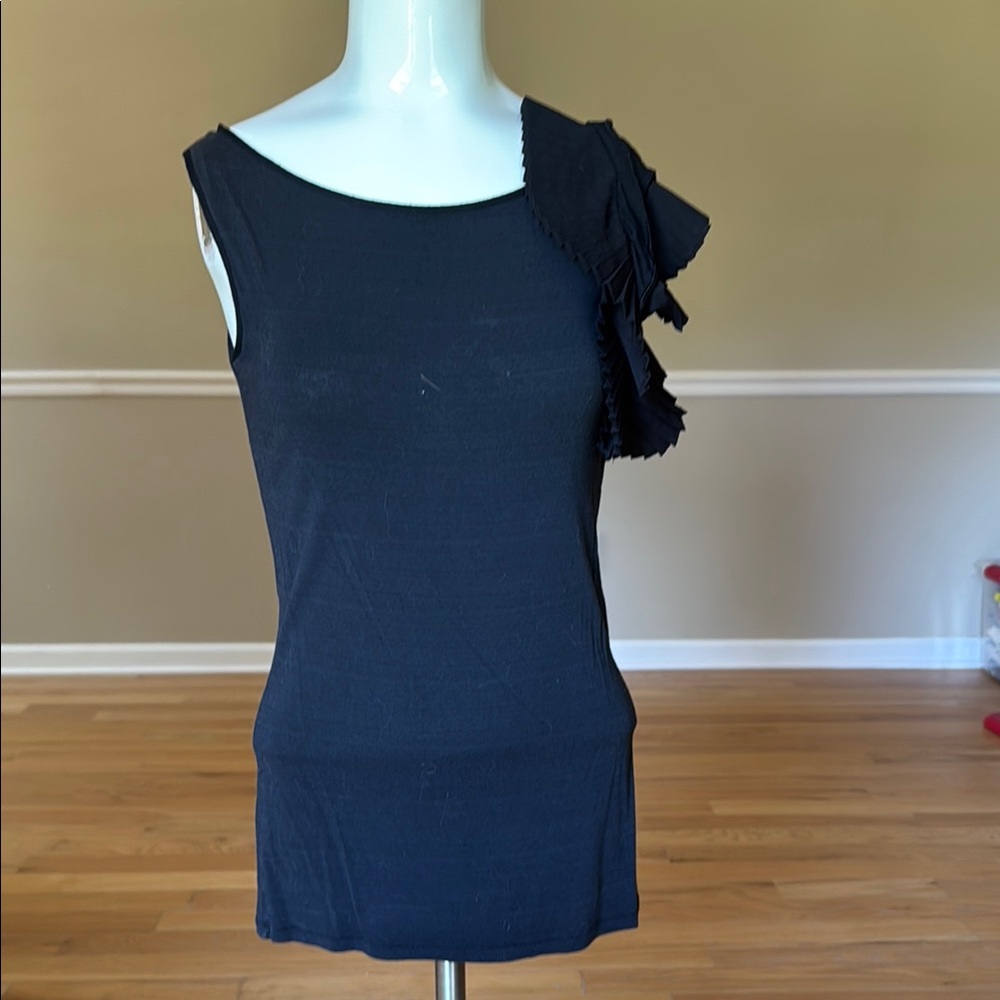 Benetton muscle tee with shoulder ruffle